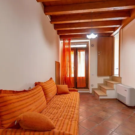 B&Sicily - La Casetta Incentro Apartman *